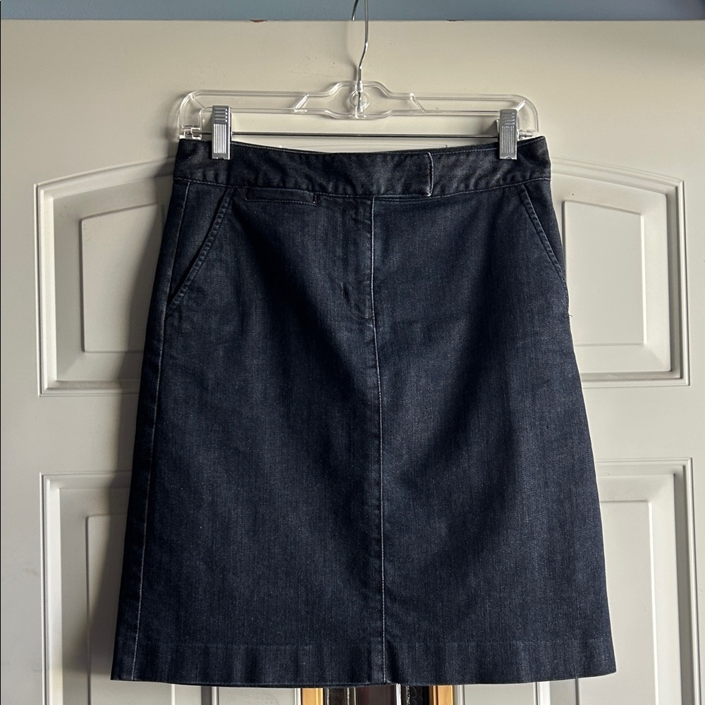 Talbots Petite Classic Blue Denim Skirt Stretch - Size 2